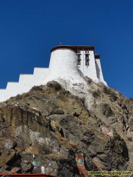 Potala Palace - www.countrybagging.com